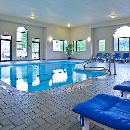 Holiday Inn Express Hotel Pittsburgh-North/Harmarville By Ihg Екстер'єр фото