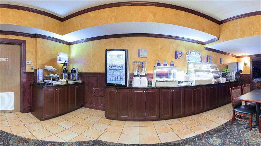 Holiday Inn Express Hotel Pittsburgh-North/Harmarville By Ihg Екстер'єр фото