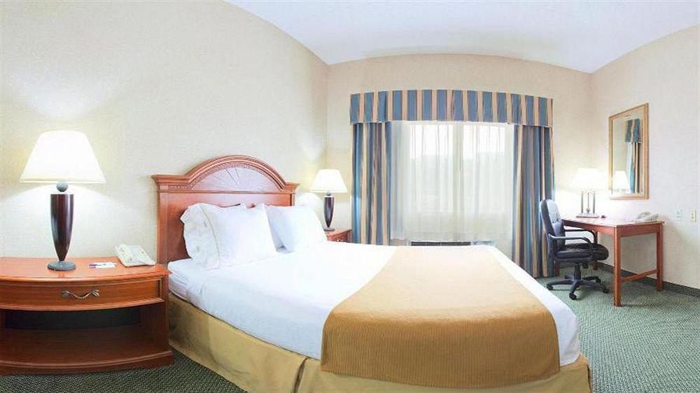 Holiday Inn Express Hotel Pittsburgh-North/Harmarville By Ihg Екстер'єр фото