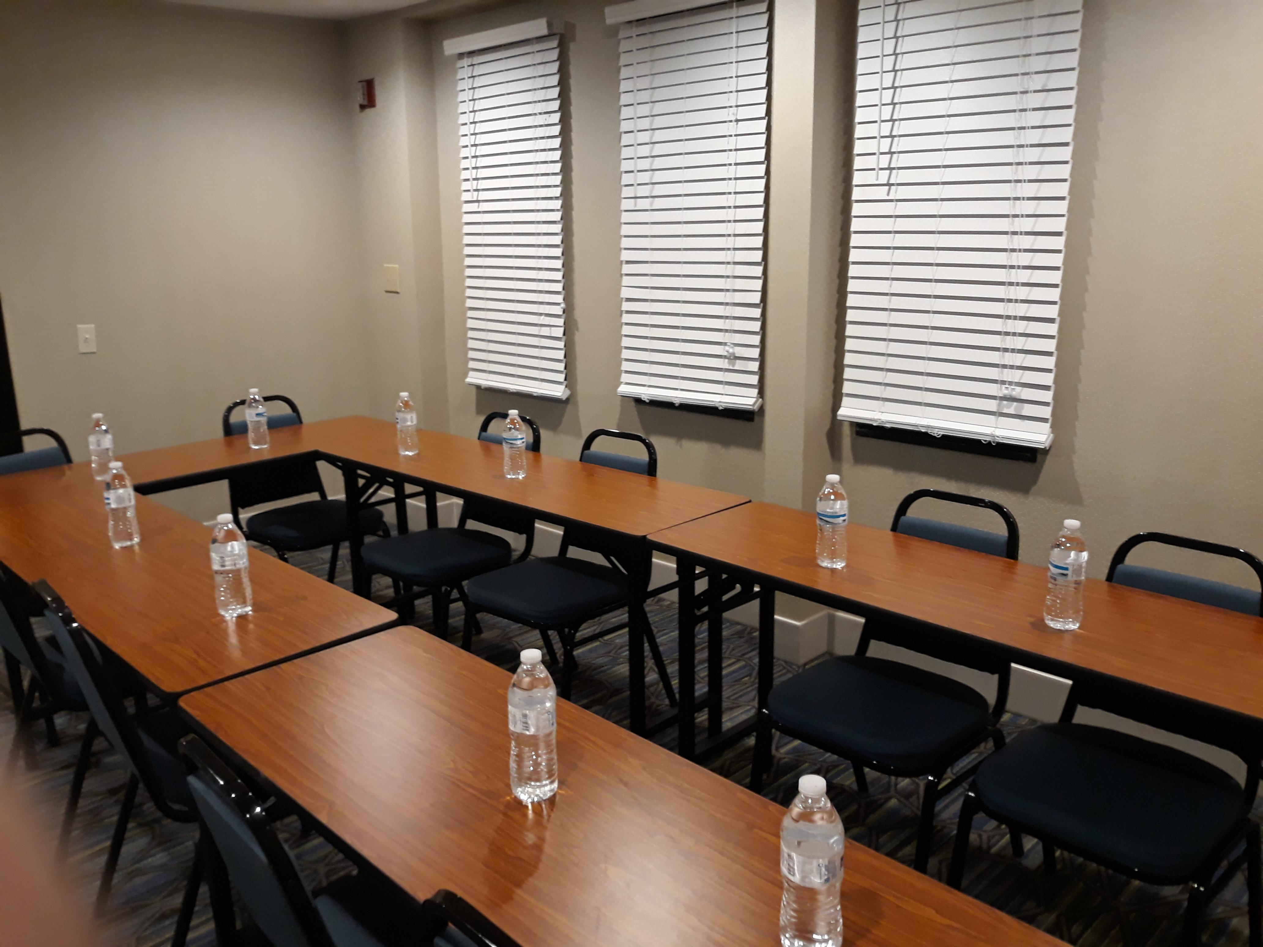 Holiday Inn Express Hotel Pittsburgh-North/Harmarville By Ihg Екстер'єр фото