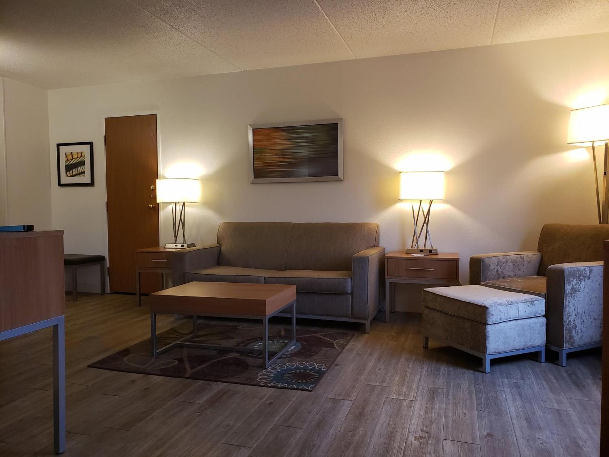 Holiday Inn Express Hotel Pittsburgh-North/Harmarville By Ihg Екстер'єр фото