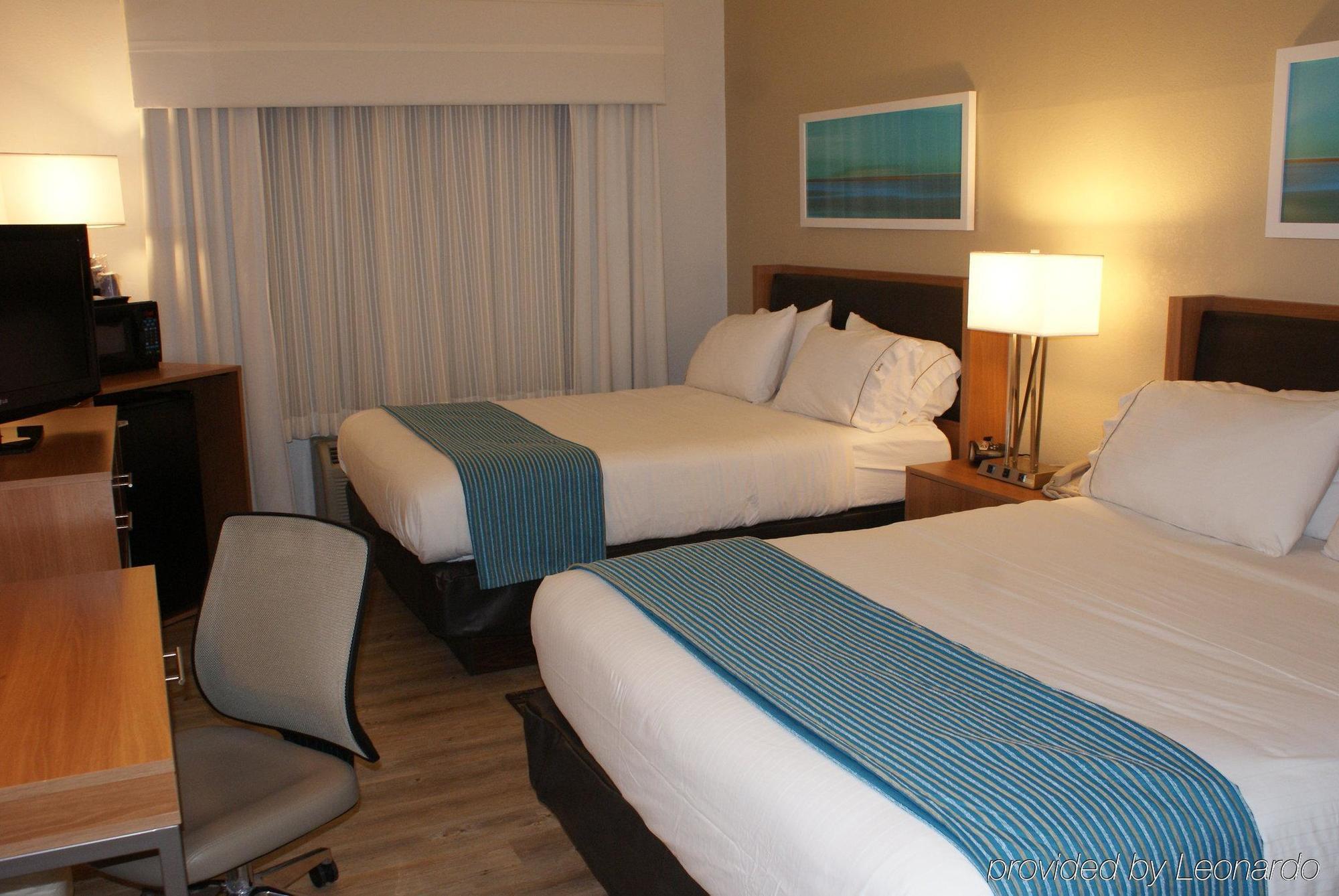 Holiday Inn Express Hotel Pittsburgh-North/Harmarville By Ihg Екстер'єр фото