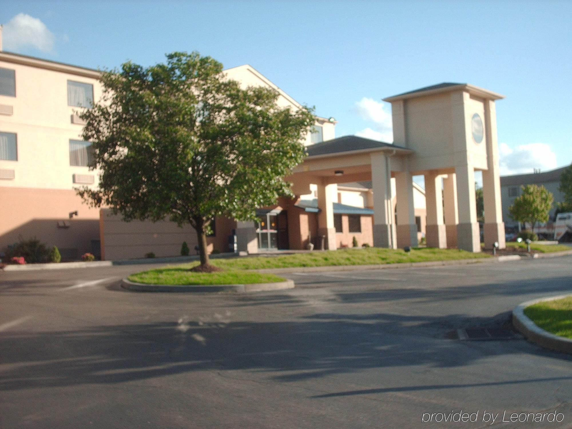 Holiday Inn Express Hotel Pittsburgh-North/Harmarville By Ihg Екстер'єр фото