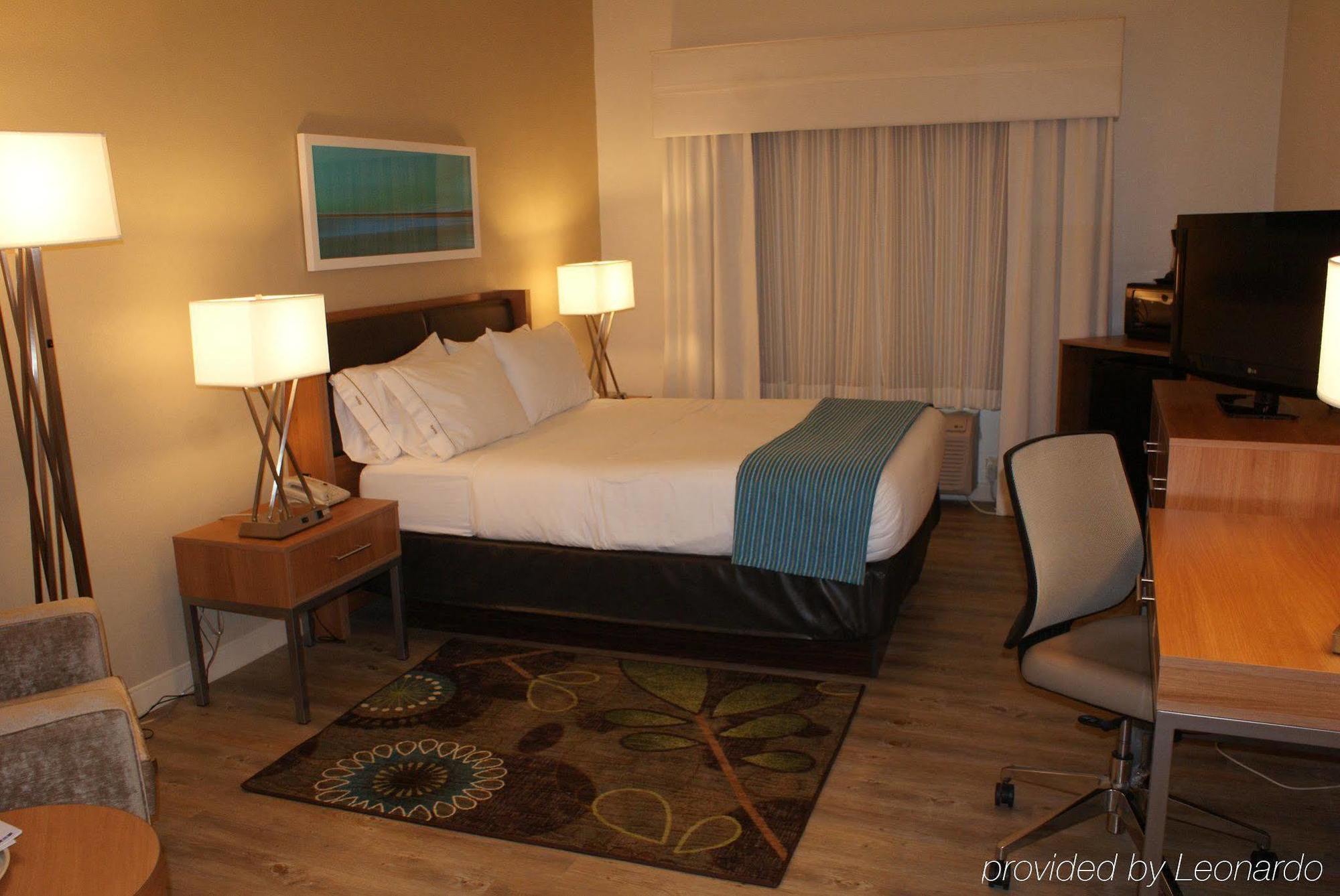 Holiday Inn Express Hotel Pittsburgh-North/Harmarville By Ihg Екстер'єр фото